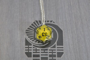 Necklace D20 Pollen